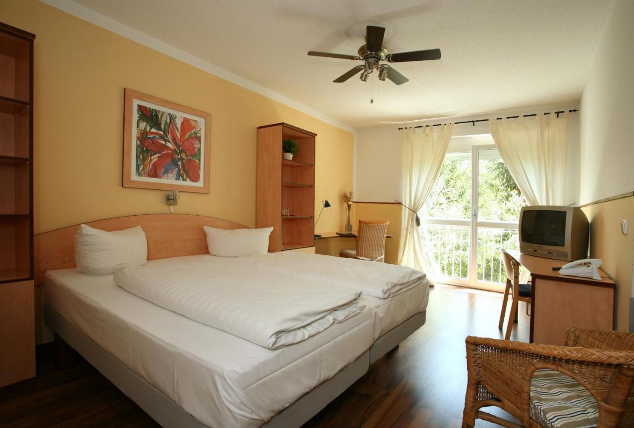 Airporthotel Regent Hallbergmoos Buitenkant foto